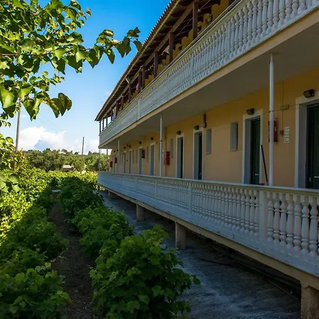 Hotel Nikos Alykes 3*