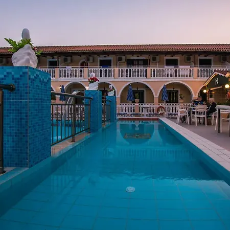 Nikos Alykes Hotel