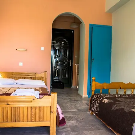 Nikos Alykes Hotel 3*